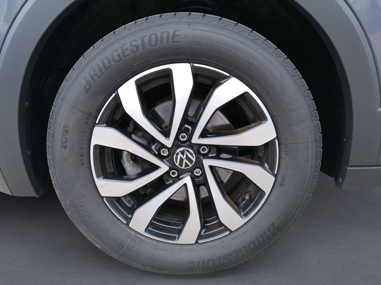 T-Cross 1.0 TSI Active NAVI+APP+PDC+SHZ