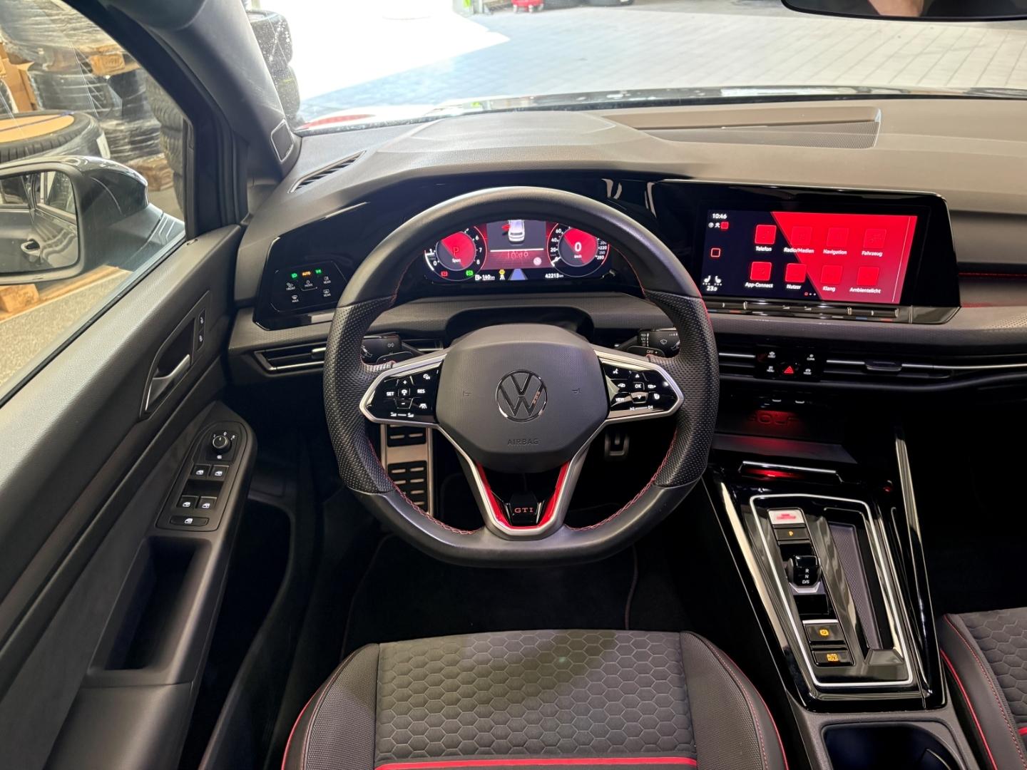 Volkswagen Golf GTI 8 2.0 TSI DSG Clubsport DIGITAL COCKPIT, миниатюра 11