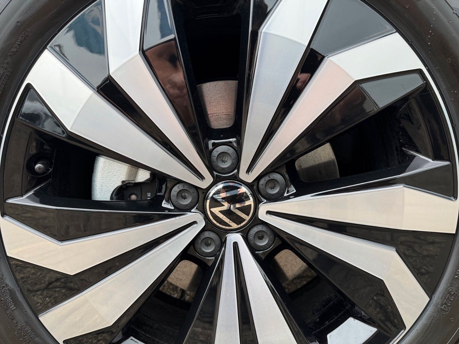 Fahrzeugabbildung Volkswagen T-Cross Life 1.0 TSI