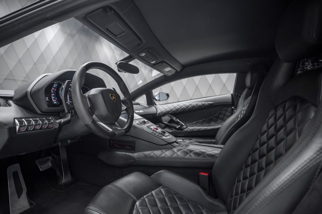Aventador LP 700-4 MATTBLACK - Bild 14