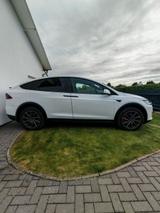 Tesla Model X Performance 100D Ludicrous, AHK - Tesla Model X von privat