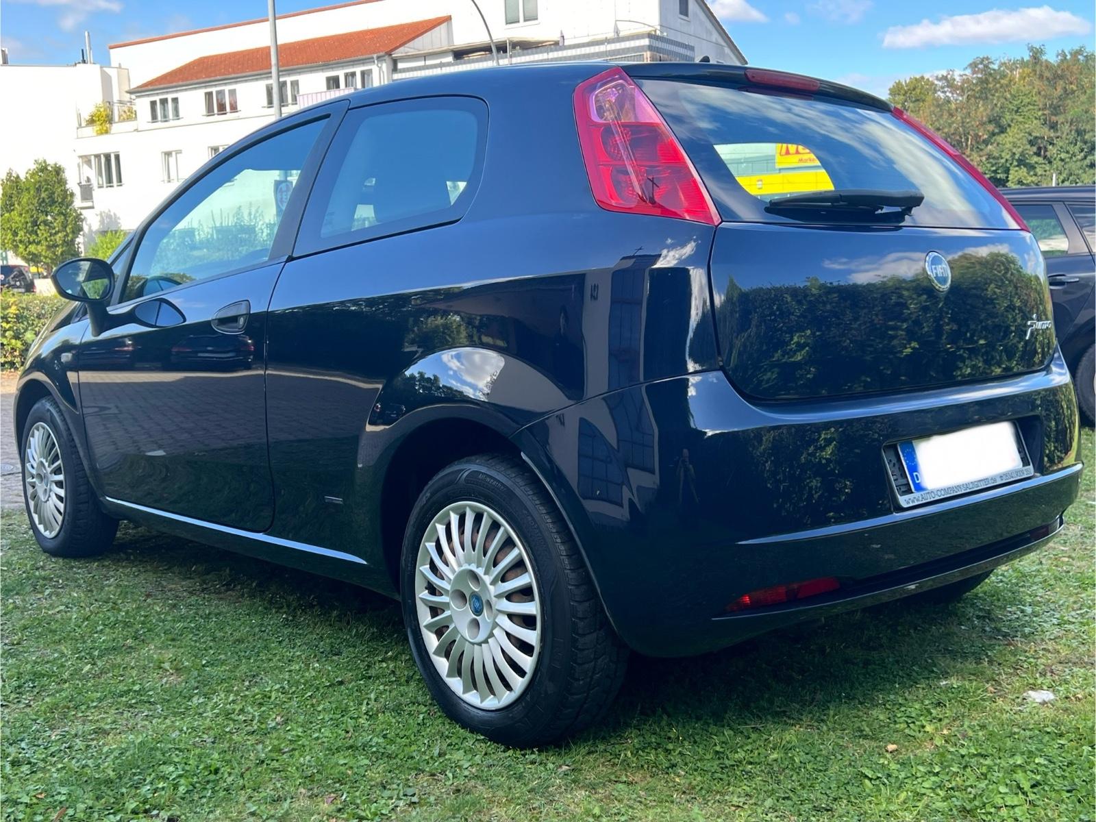 Fiat Grande Punto 1.2 8V Active*Klimaanlage*TÜV NEU