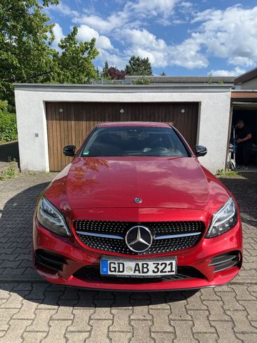 MERCEDES-BENZ C 180 AMG Line Automatik TÜV 03/2028 CarPlay