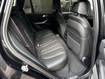 BMW X5 xDrive30d M Sportpaket HK HiFi DAB LED