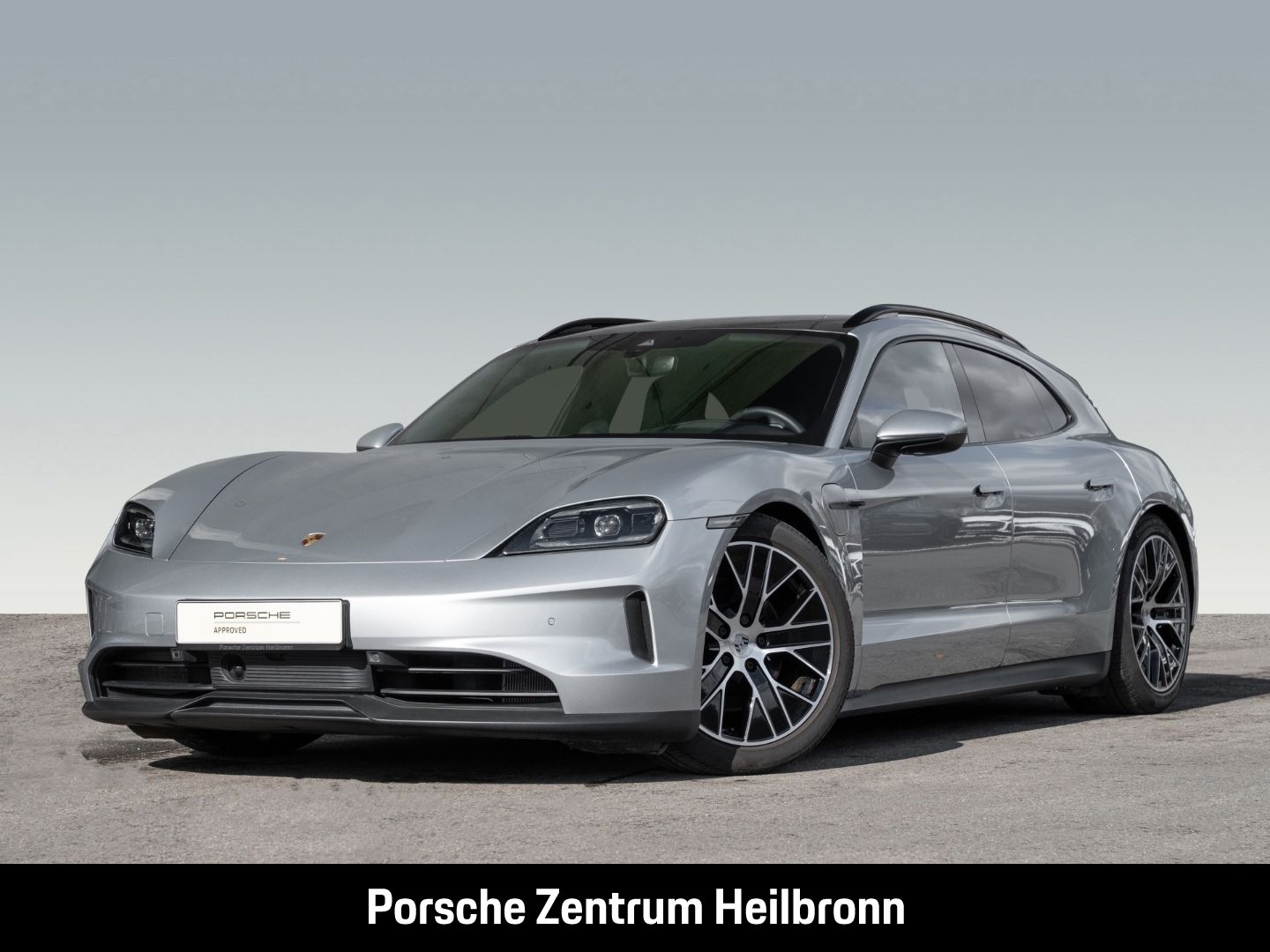 PORSCHE Taycan Sport Turismo Head-Up BOSE Panoramadach