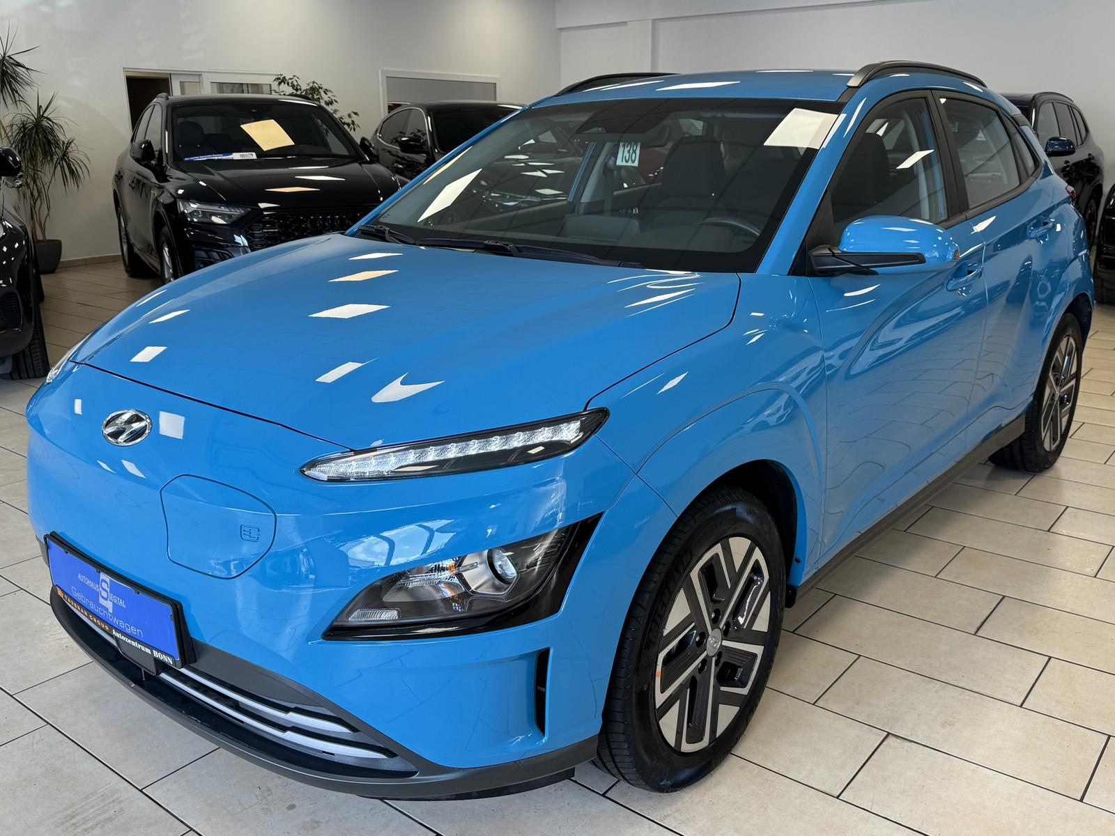 Hyundai KONA Kona Select Elektro 2WD*CarPlay*R-Cam*SHZ*KeyLes