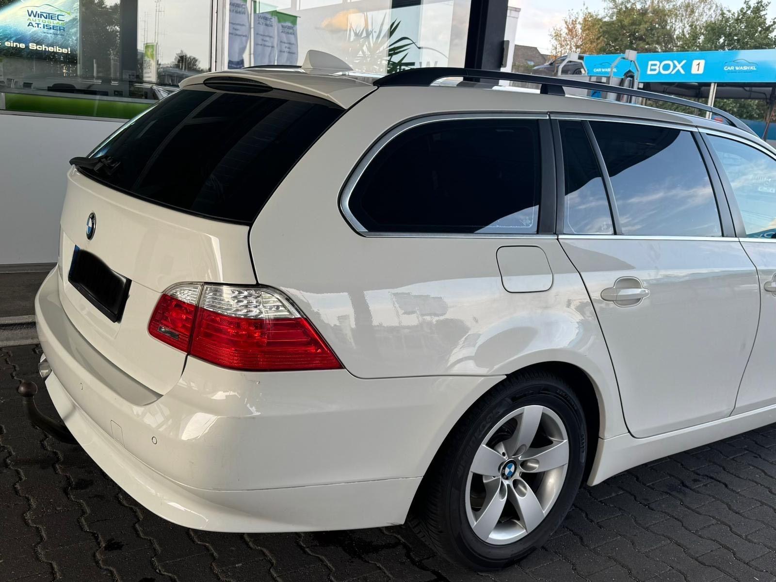 BMW 520 2010 — engine 163 HP (120kW)