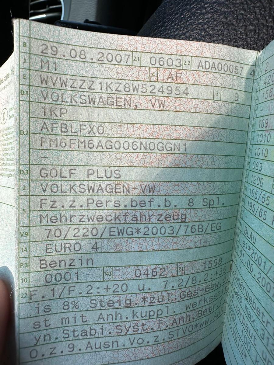 Volkswagen Golf Plus 2007 — interior