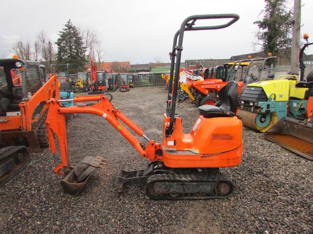 JCB 8008 CTS Minibagger 7.500 EUR