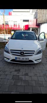 Mercedes-Benz B 200 - Mercedes-Benz 200 in München