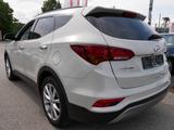 Hyundai Santa Fe 2,2CRDi Premium 4WD Aut.*NAVI*LEDER* - gebrauchte Hyundai SANTA FE aus dem Jahr 2017