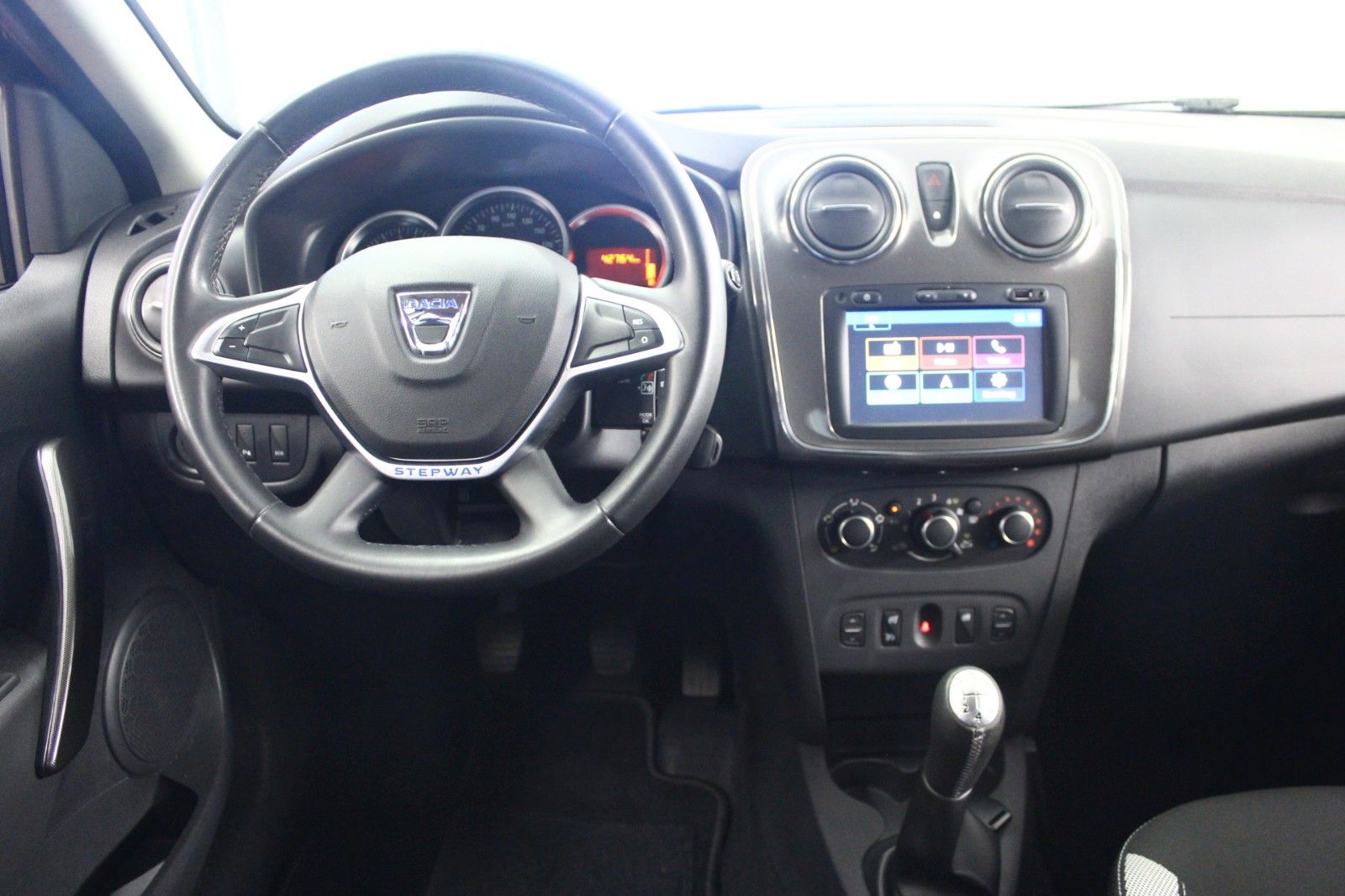 Fahrzeugabbildung Dacia Sandero dci 90 Stepway Prestige*Navi*klima*