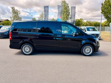 Mercedes V 220 - 5