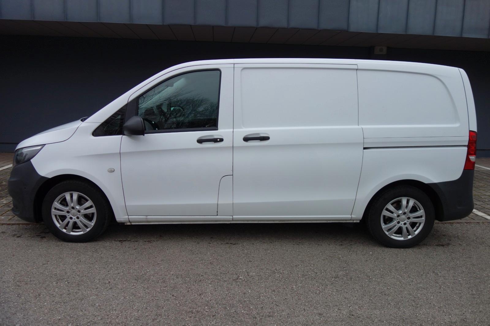 Mercedes-Benz Vito 111CDI "Eu6"Klima"Navi"PDC"2x Schiebetür