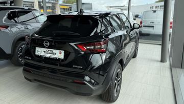 Fotografie des Nissan Juke 1.6 Hybrid 4AMT N-Connecta