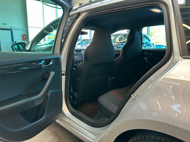 Skoda Octavia *LED*NAVI*2-ZONEN*CAM*CARPLAY*