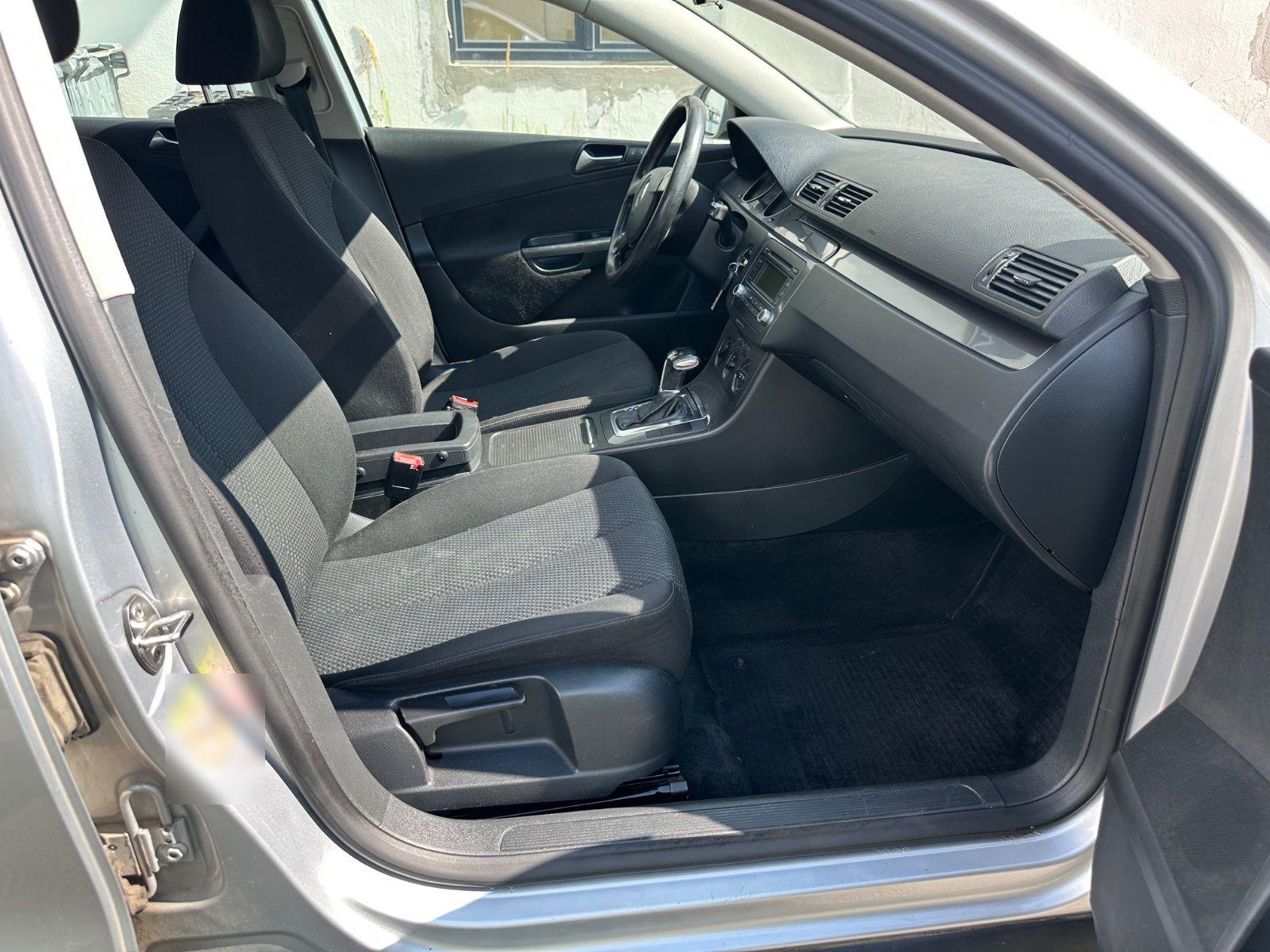 Volkswagen Passat 2009 — photo 5