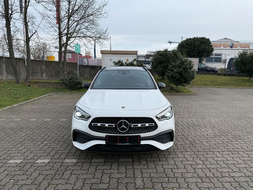 Image of Mercedes-Benz GLA 250