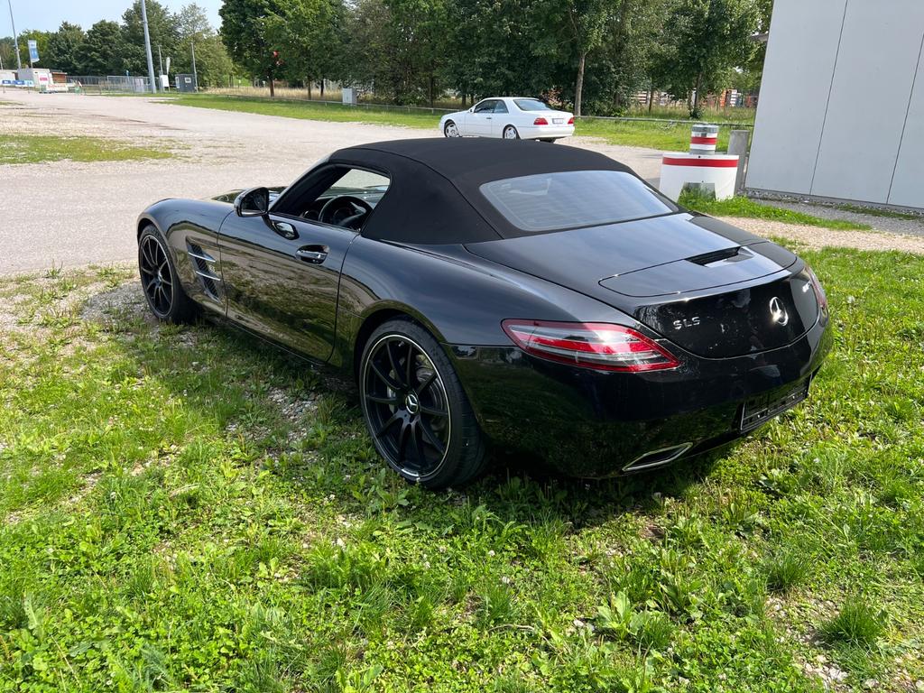 Mercedes-Benz SLS AMG