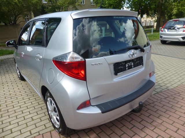 Toyota Verso-S Life
