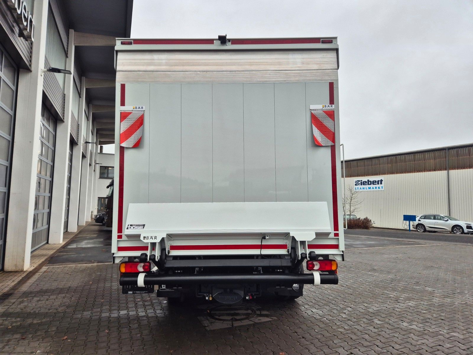 Fahrzeugabbildung Iveco AS260S50Y/FS 6x2 Böse Schwenkwand + LBW 2 x AHK