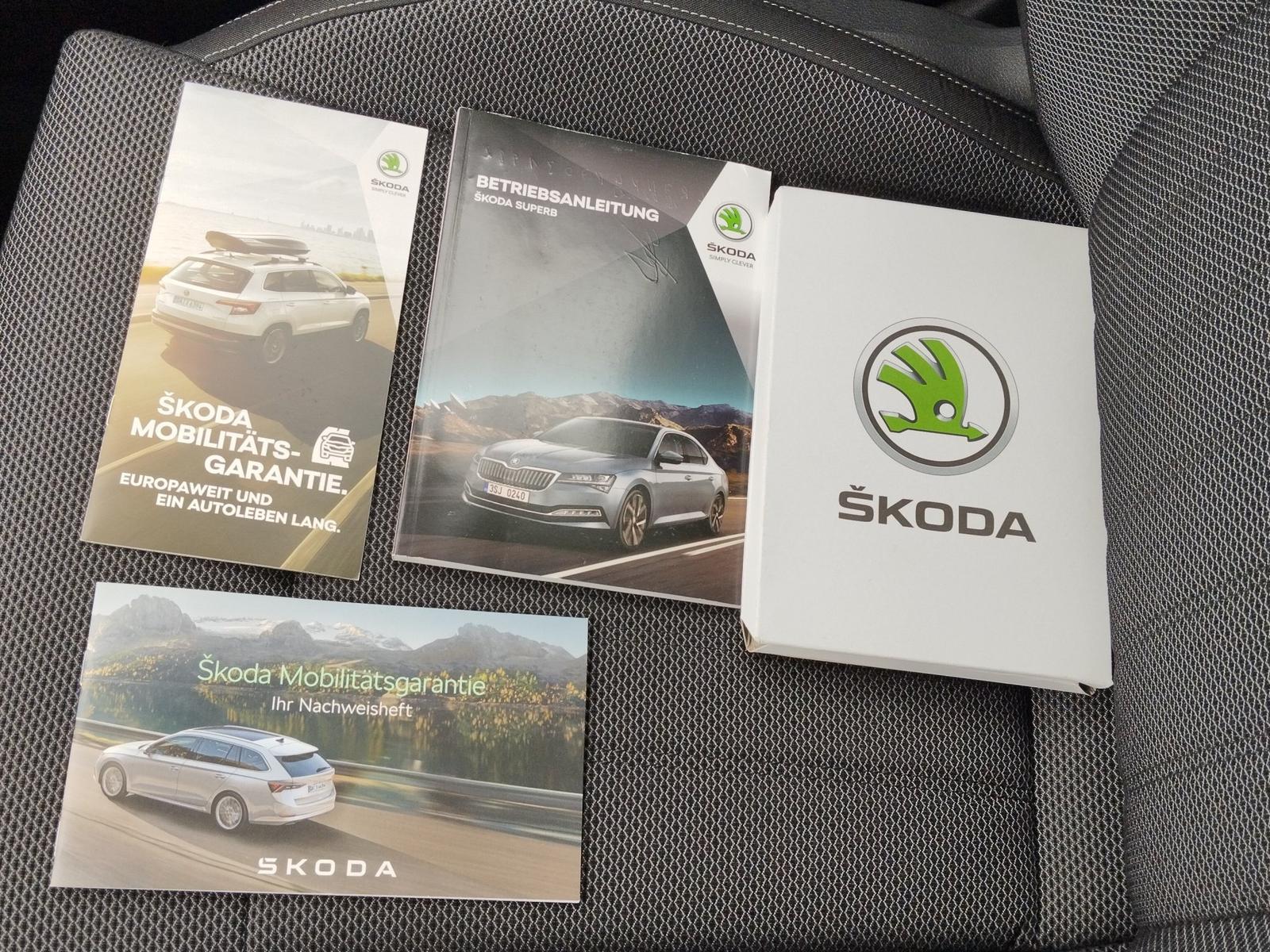 Skoda Superb Combi 2.0 TDI Style 4x4 DSG 360°*ACC*AHK
