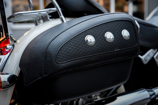 Fahrzeugabbildung Harley-Davidson FLSTN Softail Deluxe 96 CUI