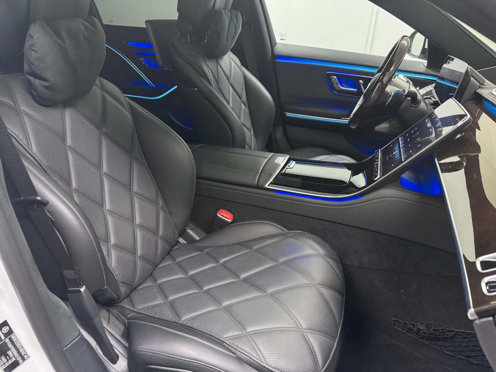 Fahrzeugabbildung Mercedes-Benz S 680 Maybach *Chauffeur*HEADUP*EXECUTIVE*