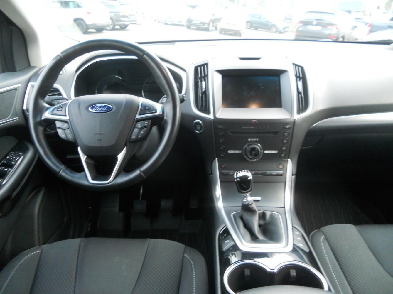Ford Edge Titanium 4x4