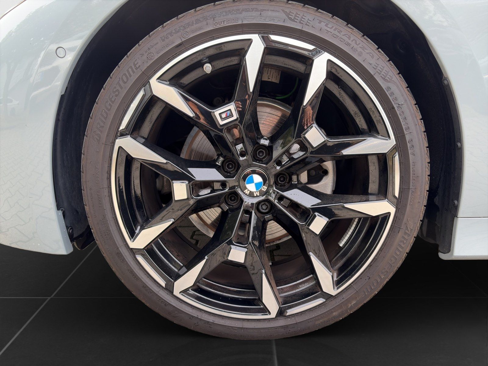 BMW 320 - Bild 9
