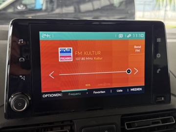 Citroën Berlingo 1.2 EAT8 KAMERA NAVI PANO SITZHZ HEADUP