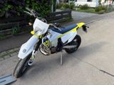 Husqvarna Te300i Supermoto