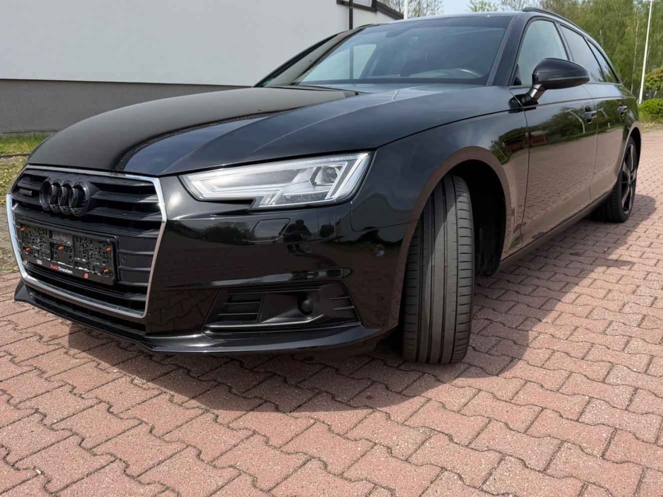 Audi A4 Avant 40 TDI quattro basis
