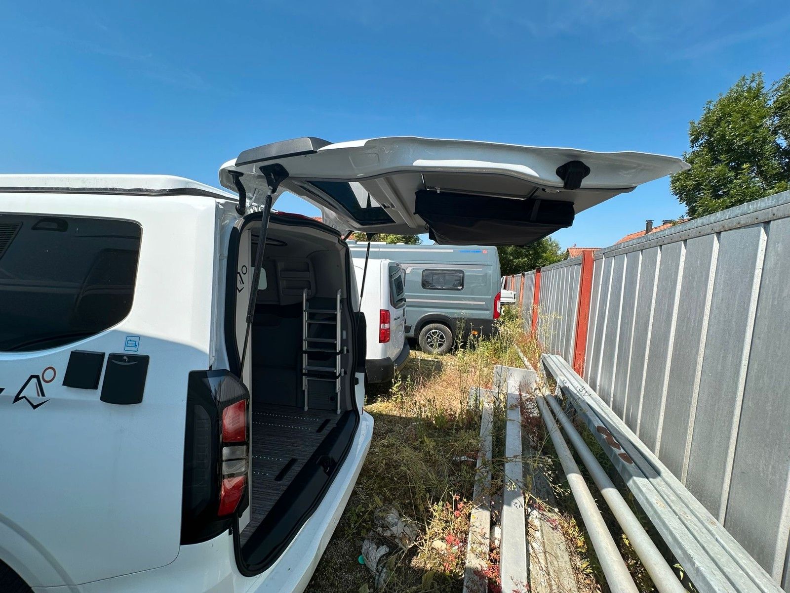 Fahrzeugabbildung Panama Peak 50 + MJ25