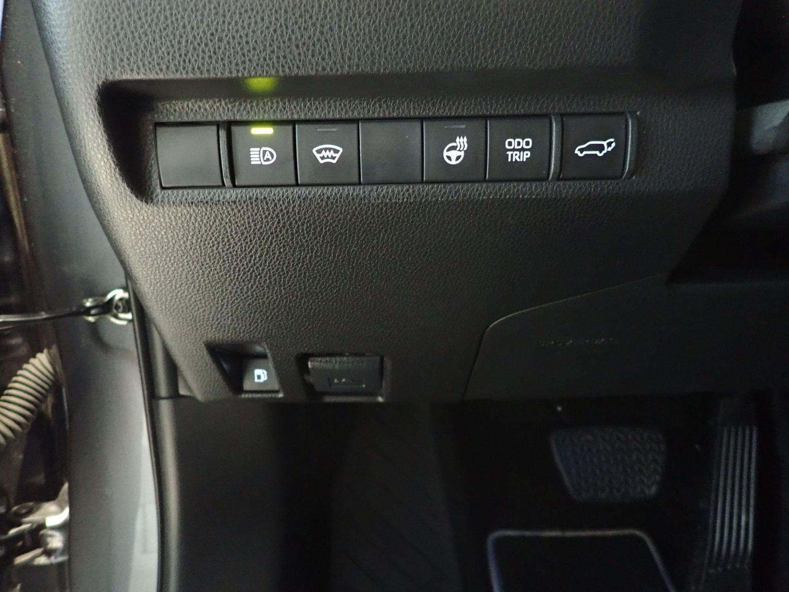 Fahrzeugabbildung Toyota RAV 4 Hybrid 4x2 Team Deutschland