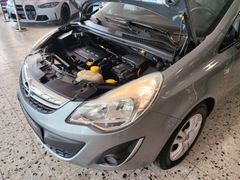 Fahrzeugabbildung Opel Corsa D Satellite (KLIMA/SHZ/LENKR-HZ/AUTOMATIK