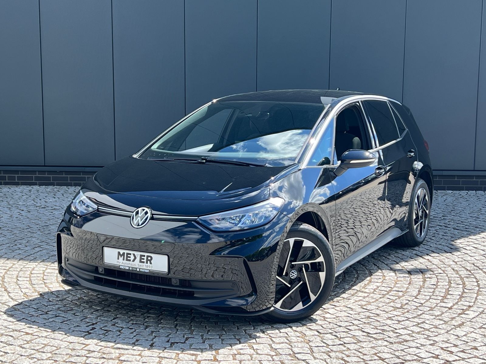 Fahrzeugabbildung Volkswagen ID.3 Pure 52 kWh *Wärmepumpe, Navi, 18''-LM*