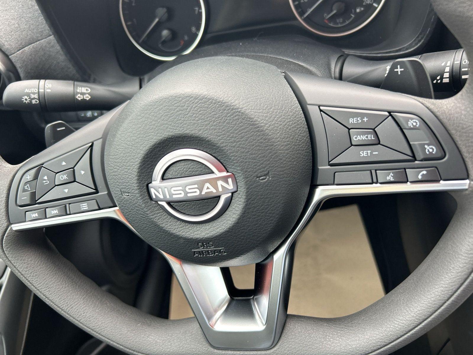 Nissan Juke Acenta DCT (Automatik) mit Komfortpaket