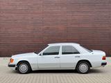 Mercedes-Benz 200 E / W124 / Schalter / Sehr gepflegt! - Mercedes-Benz 200: W124