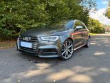 Audi S3 2.0 TFSI S tronic quattro Sportback NAVI ACC - Audi S3: Schiebedach