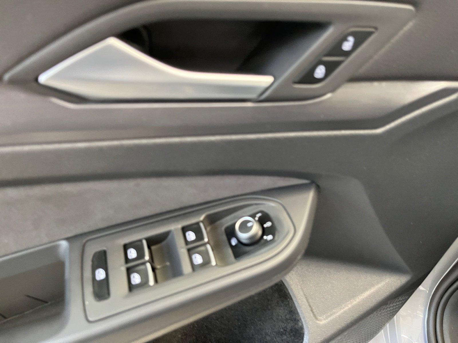 Volkswagen Golf VIII Style 2.0 TSI DSG ACC Kamera Navigatio, миниатюра 21