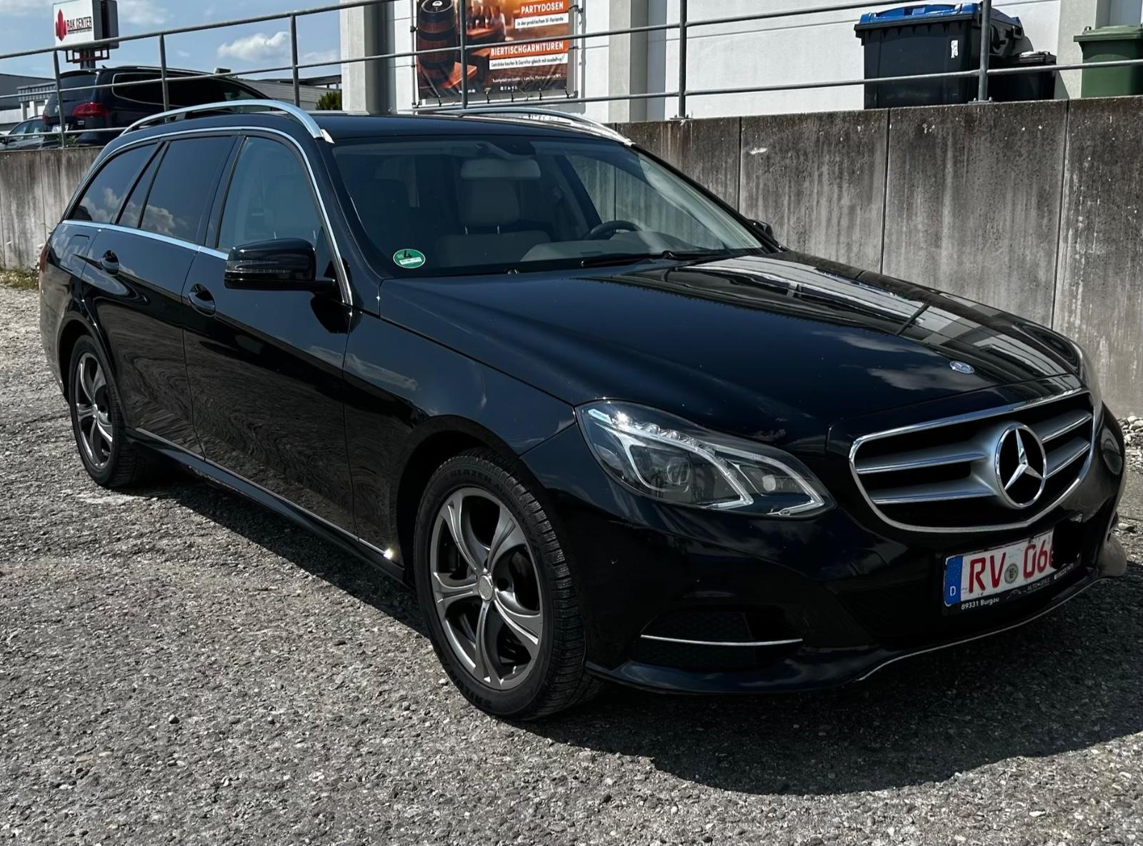 Mercedes-Benz E 300 T-Modell BlueTec*EURO6*NAVI*PDC