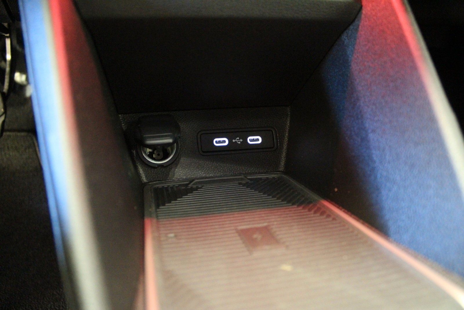 Fahrzeugabbildung Renault R 4 150 Comfort Range Techno*Winterpaket*