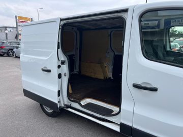 Renault Trafic - 9