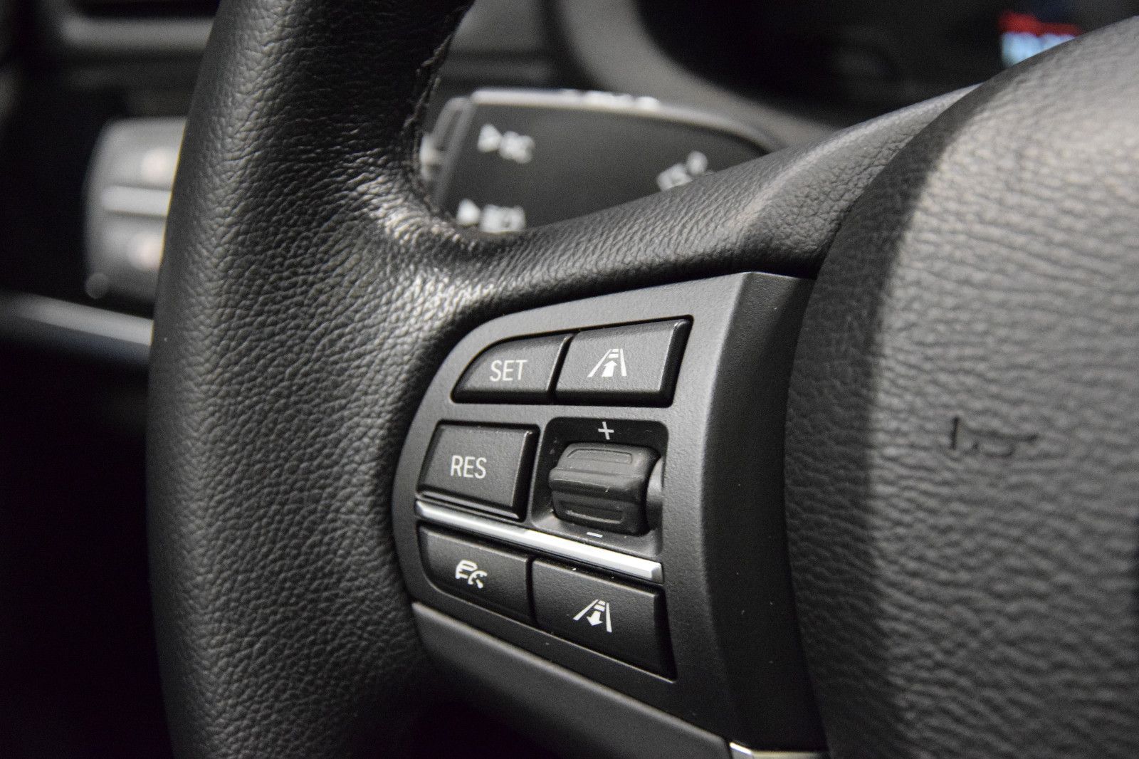 Fahrzeugabbildung BMW X3 xDrive 20d TeilLeder ACC HuD Pano Xen 360°