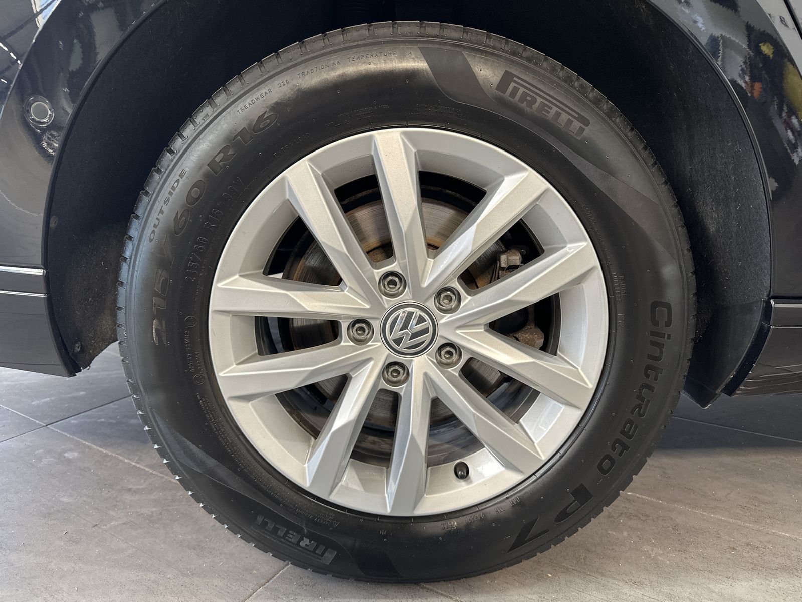 Fahrzeugabbildung Volkswagen Passat Variant 2.0 TDI DSG Business NAV+LED+ACC