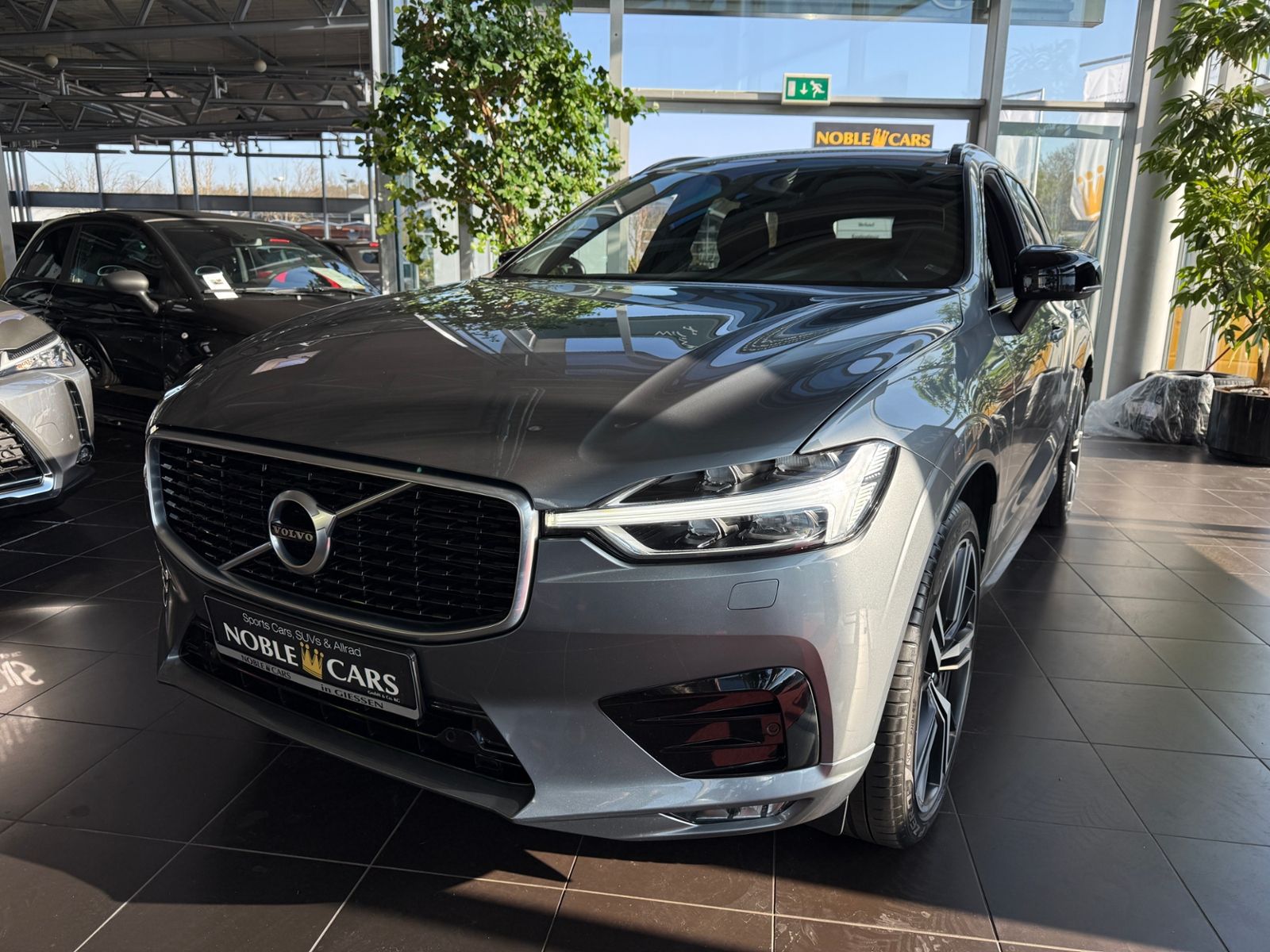 Fahrzeugabbildung Volvo XC60 R Design AHK H/K KAM LED