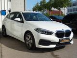 BMW 118d Aut Advantage F40 Navi LED Alu Wirl.Char. - BMW 118 Gebrauchtwagen in München