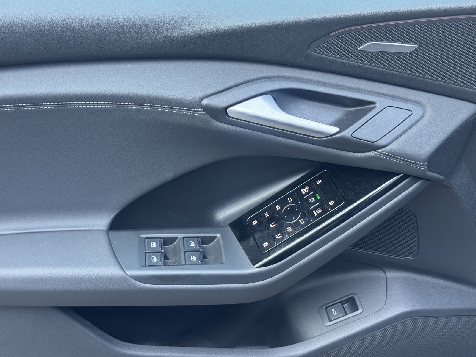 Audi Q6 e-tron - Bild 8