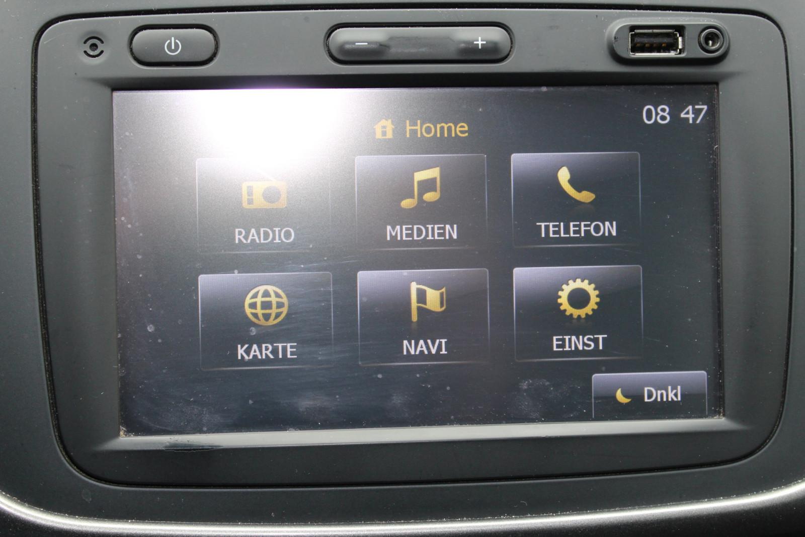 Dacia Logan 2014 — photo 22
